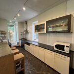 how to choose tiles for kitchen