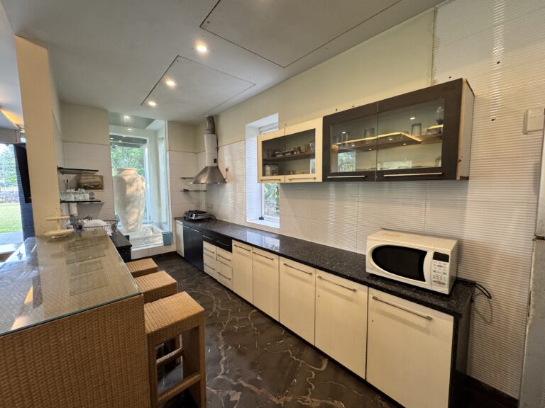 how to choose tiles for kitchen